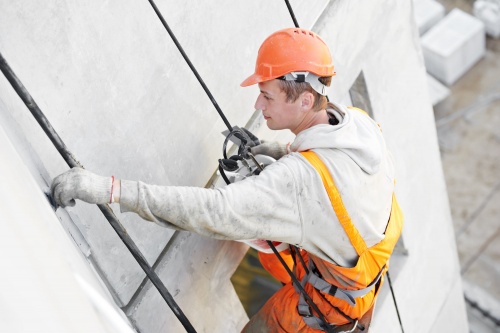 10 лет без ремонта. Халатность ЖЭКа привела к разрушению барнаульской девятиэтажки 10 лет без ремонта. Халатность ЖЭКа привела к разрушению барнаульской девятиэтажки