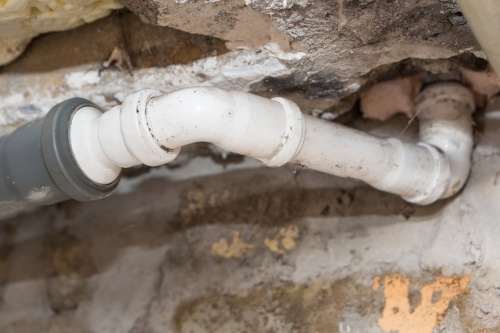 Барнаульской пятиэтажке грозило обрушение из-за квартиры должников Барнаульской пятиэтажке грозило обрушение из-за квартиры должников