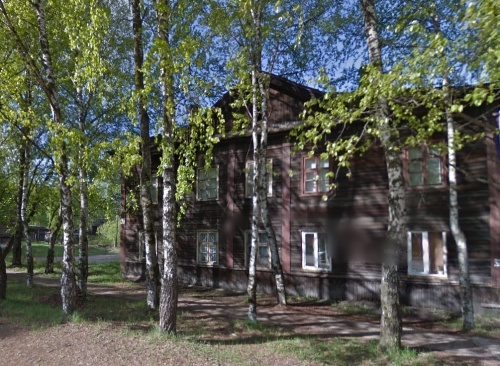 Без окон, без дверей. Многодетная мать из Пермского края пять лет ждет расселения старого барака Без окон, без дверей. Многодетная мать из Пермского края пять лет ждет расселения старого барака